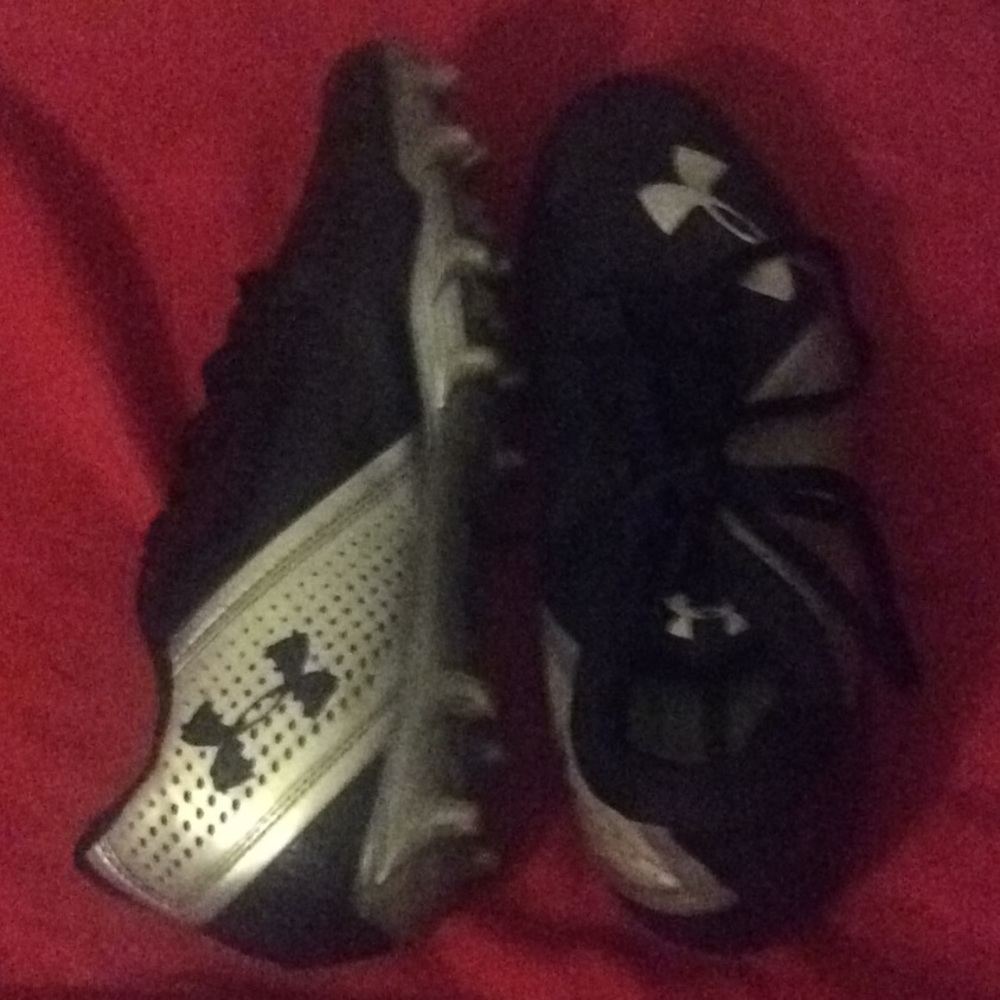 Under armor cleats